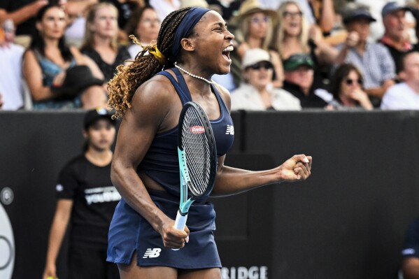 Tennis heads championship deals